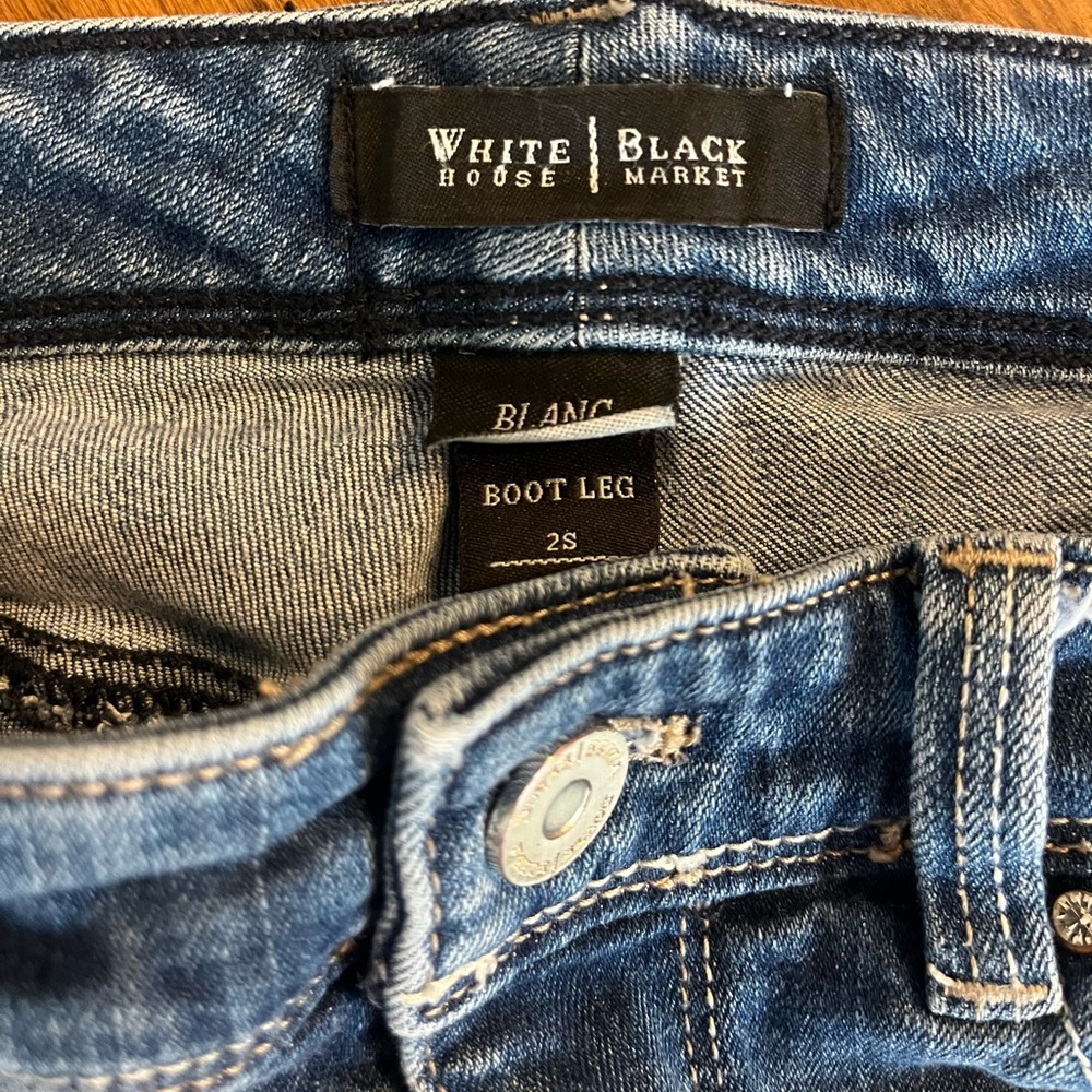 White House Black Market Flare Jeans with Lace Detail 2S 2P - Picture 4 of 6